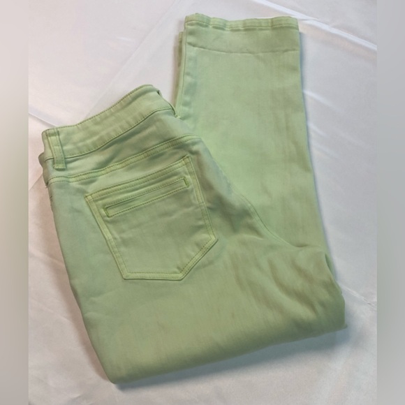 Chico’s So Slimming Lime Green Jeans Cropped Jean Denim - Picture 2 of 9